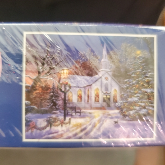 1500 pcs Christmas puzzle 29" x 36" - Picture 4 of 4